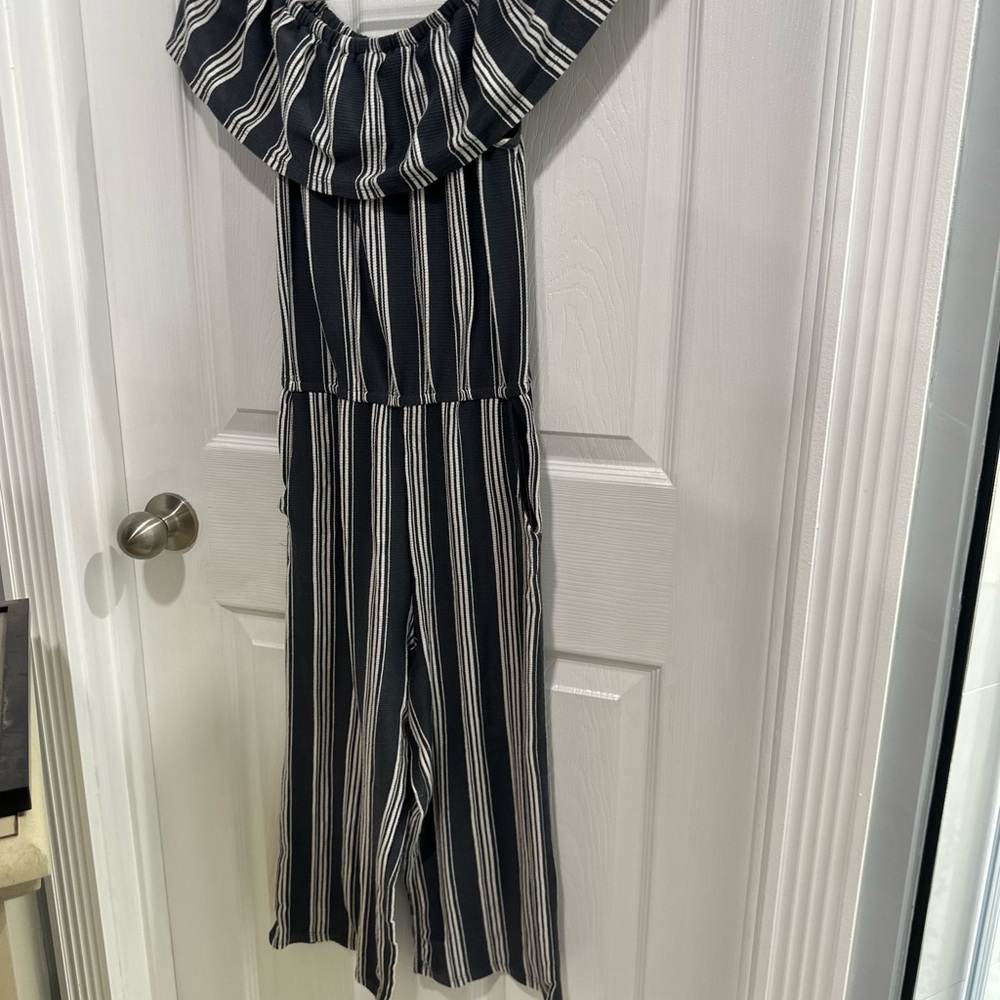 Romper - Picture 2 of 2